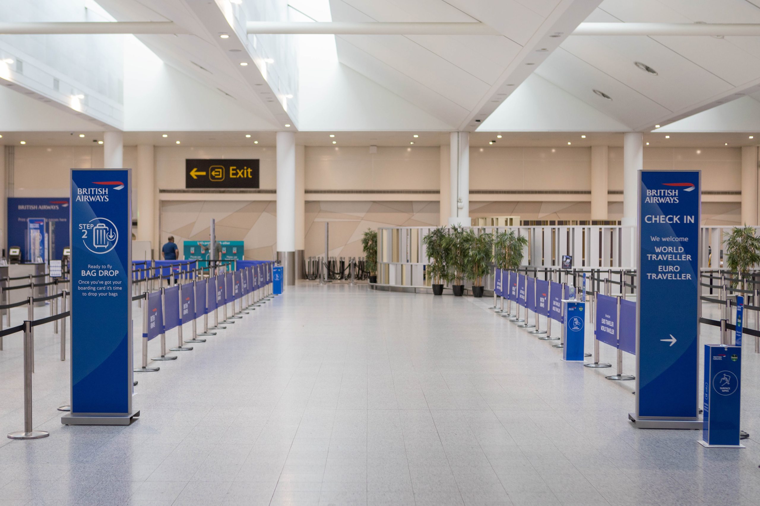 2022 Gatwick Airport Queuing Solution-22