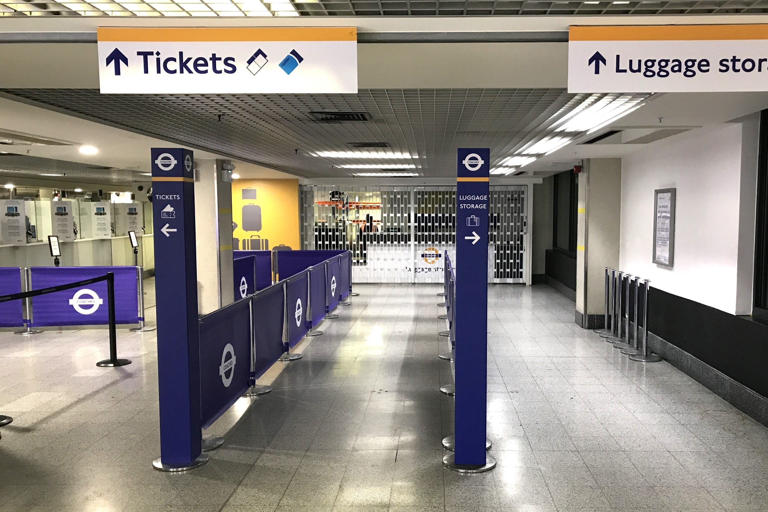 Victoria-Coach-Installation-flute-totems-scaled